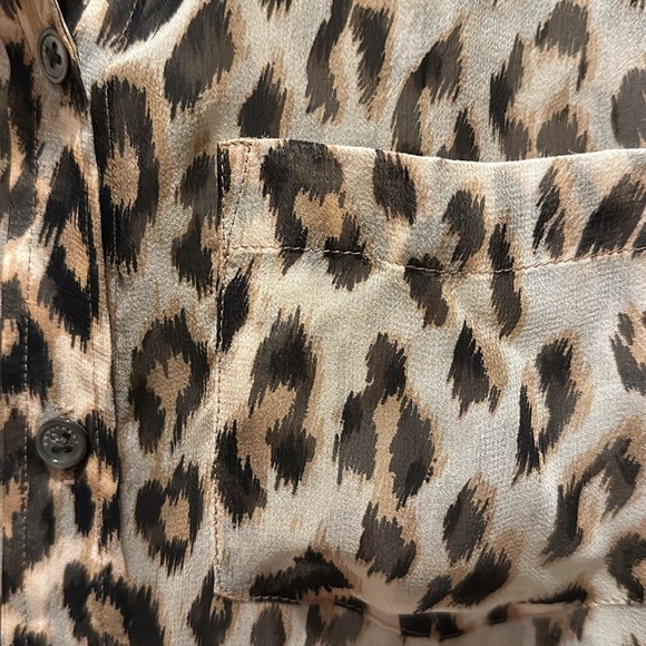 EQUIPMENT FEMME - SILK SHIRT size XS perfect like new condition - Picture 6 of 6